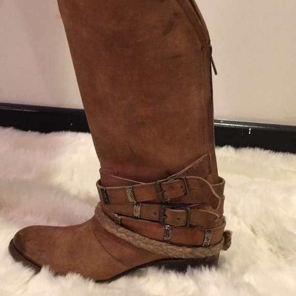 Shoes - Free bird by Steve Madden boots